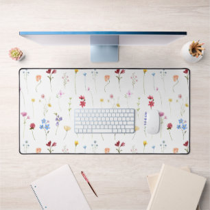 Watercolor Wildflower Minimalistic Pattern Cottage Desk Mat