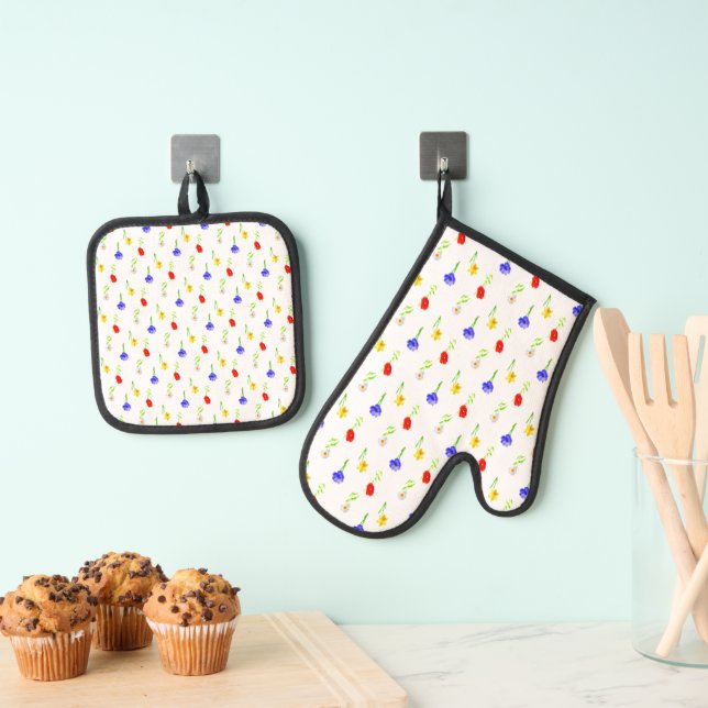 Watercolor Wildflowers Oven Mitt & Pot Holder Set (Insitu(Hanging))