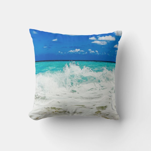 Waves by the seashore - Throw pillow (Front)