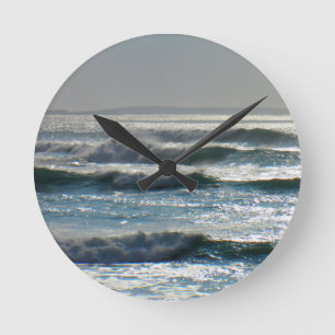 waves round clock