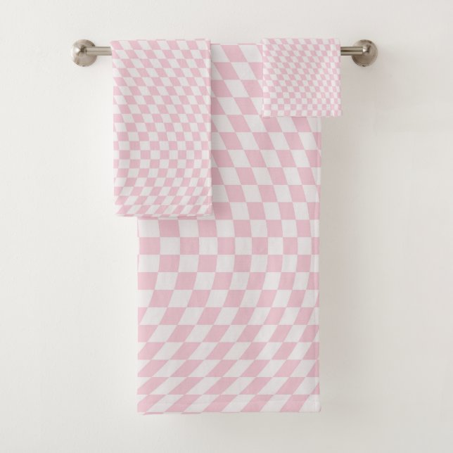 Wavy Chequered Pastel Pink Chequerboard Pattern Bath Towel Set (Insitu)