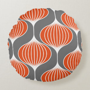 Wavy lines: geometric vintage pattern. round cushion