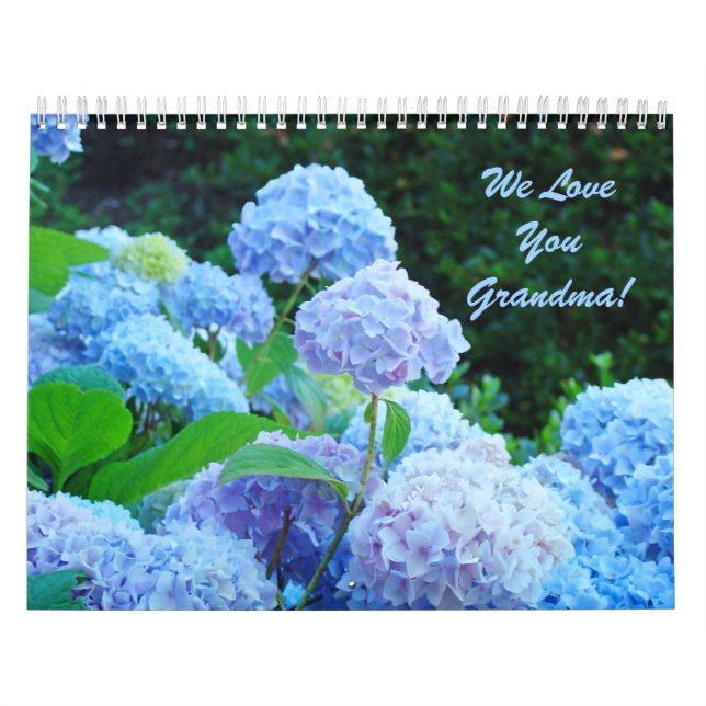 We Love You Grandma Floral gift Calendars Flowers (Cover)