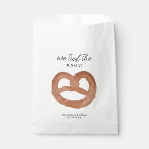 We Tied The Knot Pretzel Wedding Favour Bag