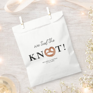 We Tied The Knot Pretzel Wedding Favour Bag