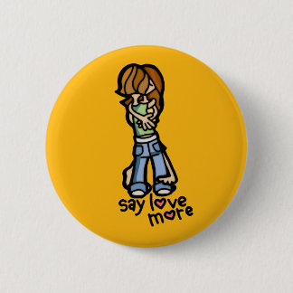 wearing my heart on my sleeve. 6 cm round badge