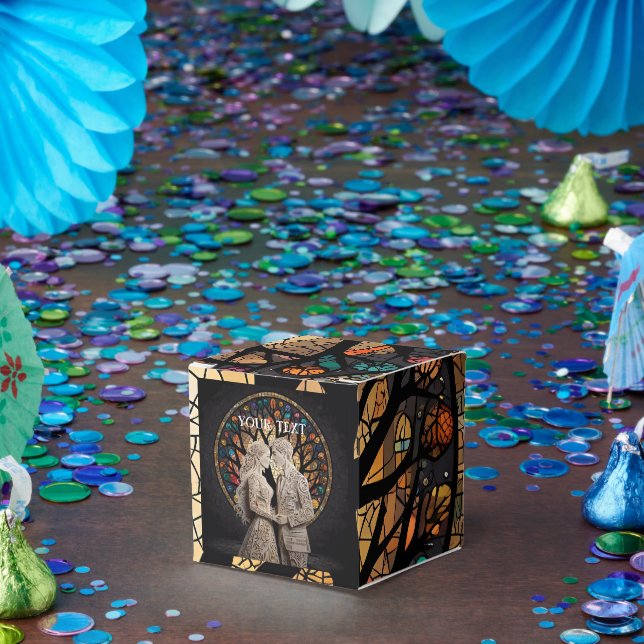 Wedding Couple & Tree of Life Wine Tote Favour Box (Party)