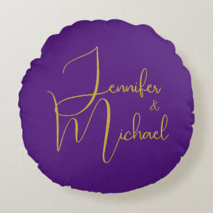 Wedding Modern Minimalist Plain Calligraphy Name Round Cushion