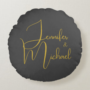 Wedding Modern Minimalist Plain Calligraphy Name Round Cushion