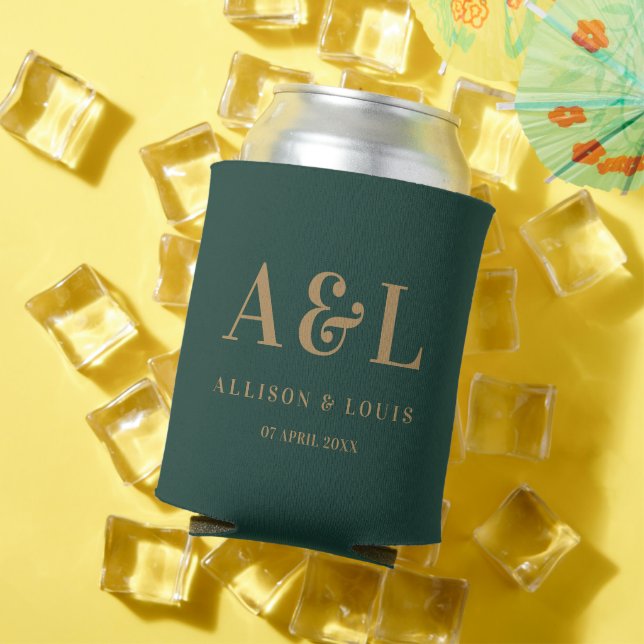 Wedding Monogram Minimalist Emerald Green Gold Can Cooler (In Situ Summer)