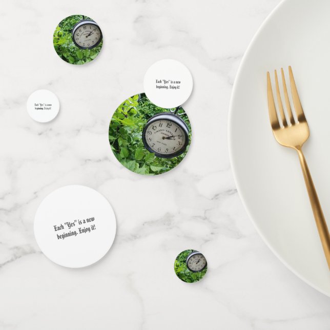 Wedding party confetti green forest clock (Group)