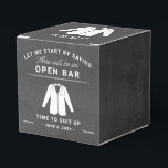 Wedding Party Proposal Will You Be My Groomsman Favour Box<br><div class="desc">Pop the BIG question to your the guys in your wedding party with these fun gift boxes! Easily edit the wedding date. Fill this with fun treats or items your groomsmen or best man will love! Gather the guys and get this party started!</div>