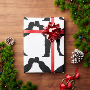 WEDDING ROMANTIC COUPLE KISS WRAPPING PAPER