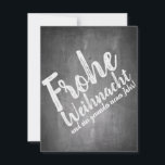 Weihnachtsgrüße auf der Kreidetafel<br><div class="desc">Weihnachtsgrüße in Kreidetafeloptik
Die Grußkarte auf Schieferoptik ziert ein typografisches Design in Kreideoptik. Der Text auf der Vorderseite ist in Deutsch,  Englisch und Spanisch verfügbar. Der zweite Text kann an die individuellen Bedürfnisse angepasst werden.</div>