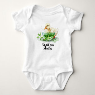 Weiße Ente ißt Erbsen aus Schale  Baby Bodysuit