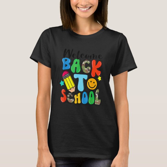 Welcome Back To School Cute Smiling Face Teacher S T-Shirt (Front)