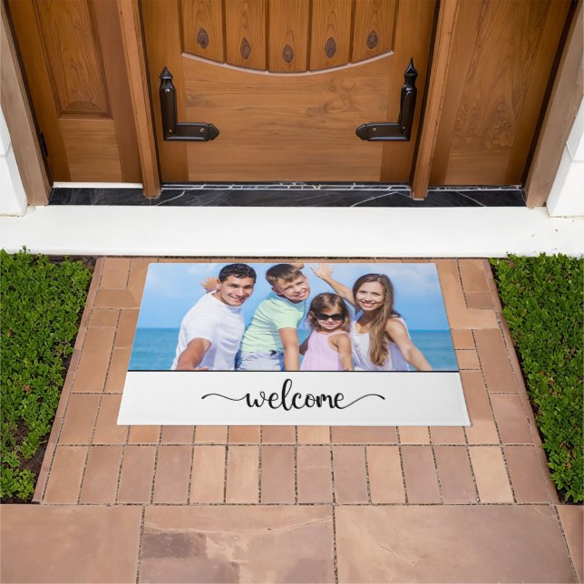 Welcome Text with Family Photo, White Doormat (Outdoor)
