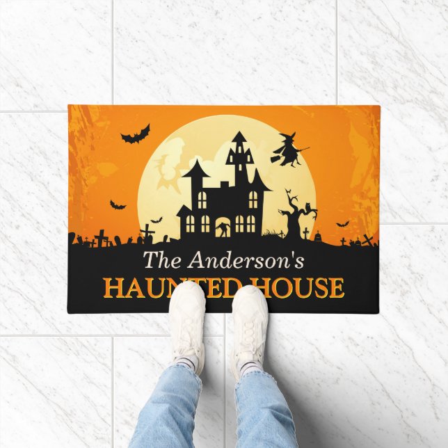 Welcome to Creepy Haunted House Happy Halloween Doormat (Indoor)
