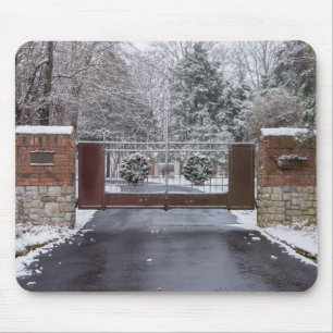 Welcome To Winter Mouse Pad