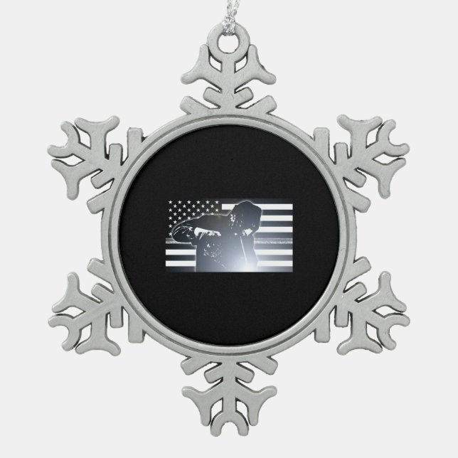 Welding: The Thin Metal Line Flag Snowflake Pewter Christmas Ornament (Front)