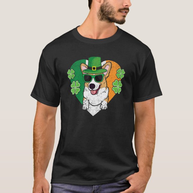 Welsh Corgi Dog Leprechaun Hat Irish Flag St Patri T-Shirt (Front)