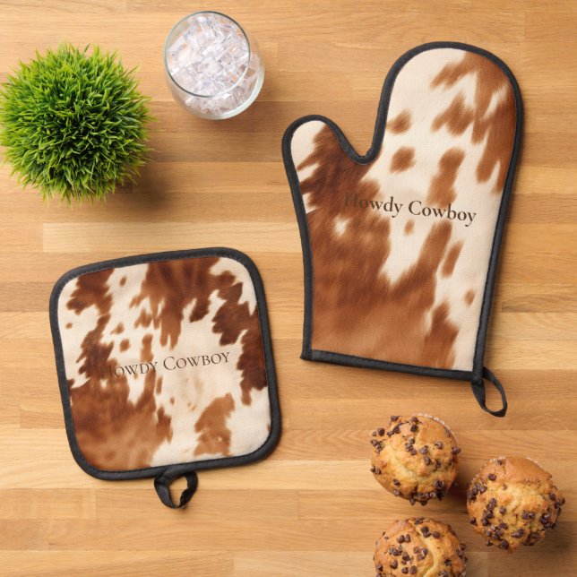 Western Brown Cream Cowhide Oven Mitt & Pot Holder Set (Top Down)
