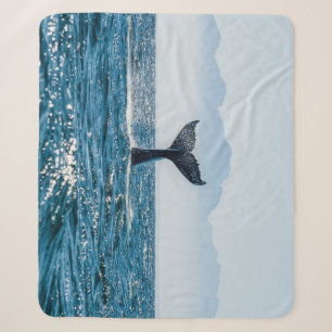 Whale Tail Seascape: Dramatic Water. Sherpa Blanket