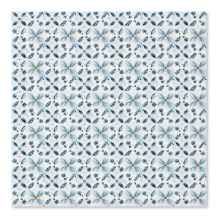 Whisper Blue Diamond Design Wallpaper