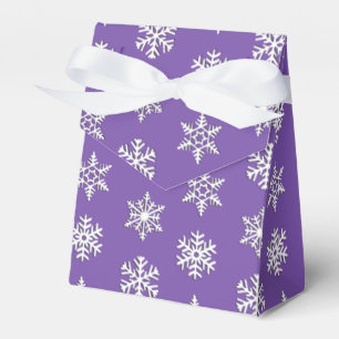 White 3-d snowflakes, Customisable Background Favour Box
