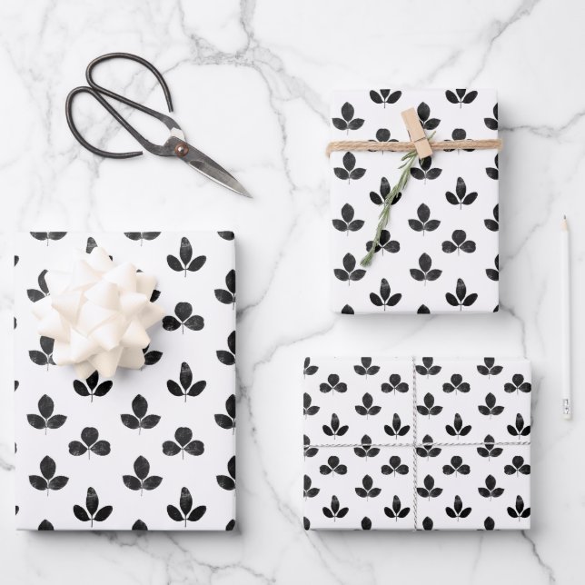 White And Black Clover Wrapping Paper Sheet (Front)