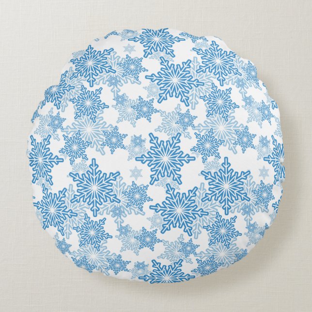 White and Blue Snowflake Seamless Pattern Round Cushion (Front)