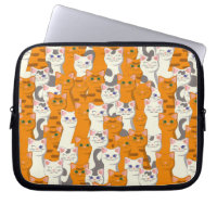 White and ginger cats pattern green eyes blue eyes