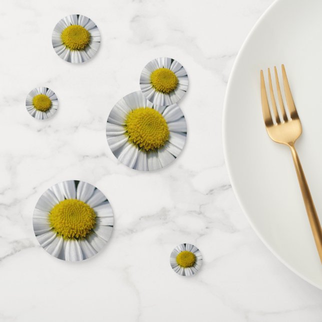 white and yellow fower confetti (Group)
