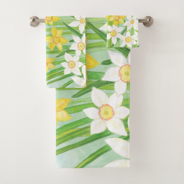 White and Yellow Spring Daffodils  Bath Towel Set (Insitu)