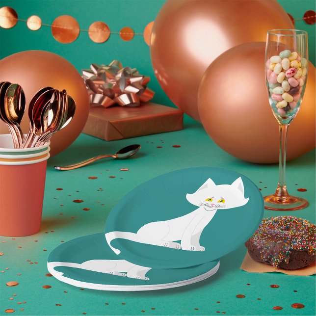 White Cat Paper Plates (Creator Uploaded)