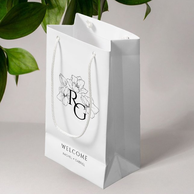White | Chic Monogram Welcome Wedding Gift Bag (Creator Uploaded)