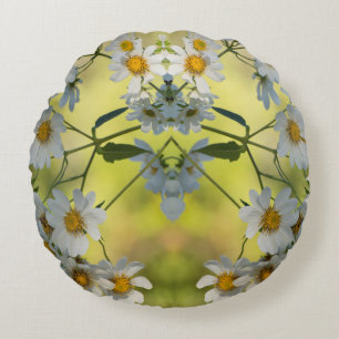 White daisies on sunny yellow background round cushion