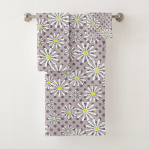 White daisy flowers on a beige brown polka dot bath towel set