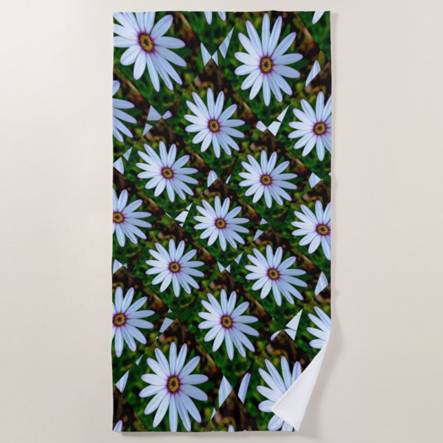 White Daisy Pattern Beach Towel (Front)