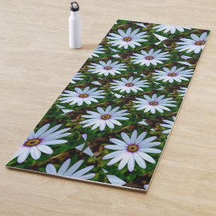 White Daisy Pattern Yoga Mat
