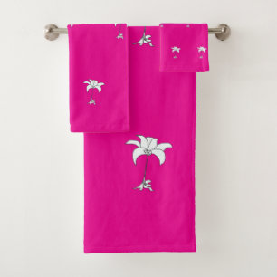 White Floral Repeat Hot Pink        Bath Towel Set