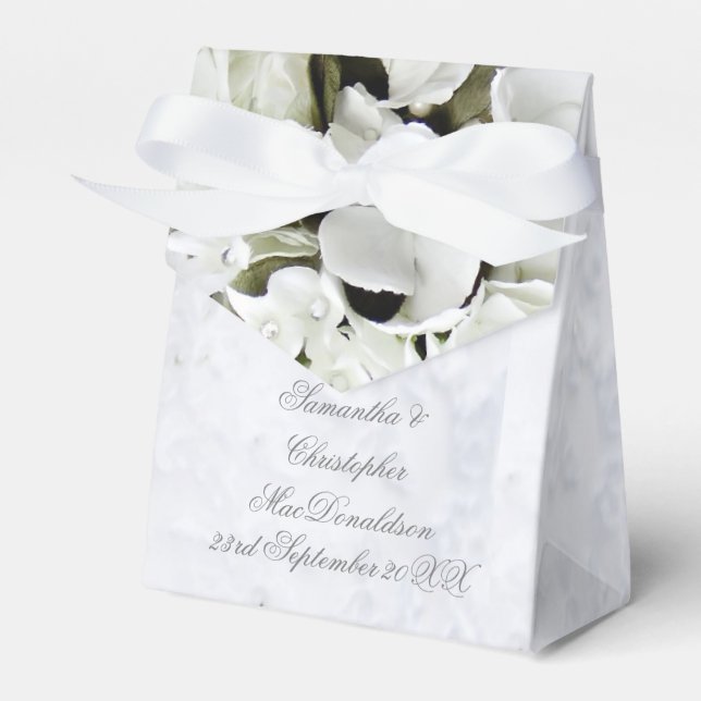 White flower bouquet romantic wedding favour box (Front Side)
