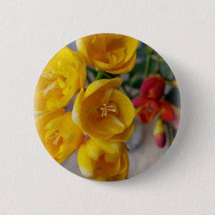 white freesia 6 cm round badge