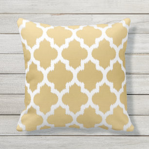 White & Gold Quatrefoil Ikat Geometric Pattern Cushion