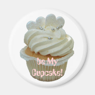 White hearts romantic cupcake magnet