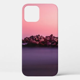 WHITE LIGHTHOUSE ON ROCKY SEASHORE iPhone 12 CASE