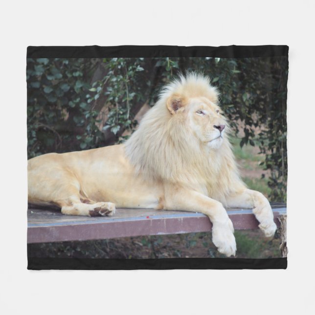 White lion fleece blanket (Front (Horizontal))