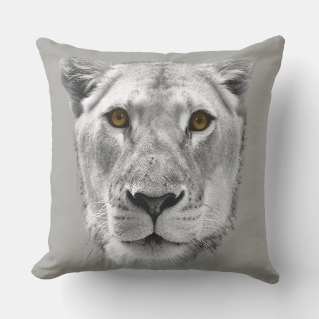 White-lioness Cushion (Front)