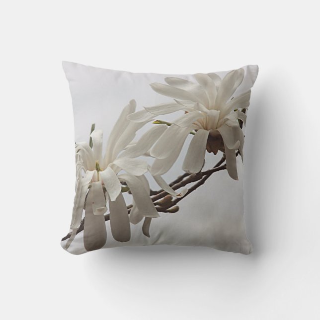 White magnolia cushion (Front)