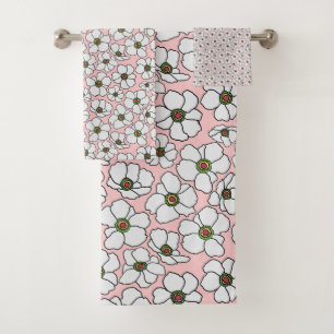 White On Pink Wildflowers Bath Towel Set